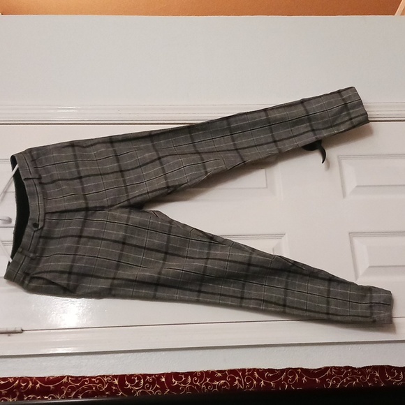 Boohoo Pants - BoohooMAN Straight Gray & Black Pants